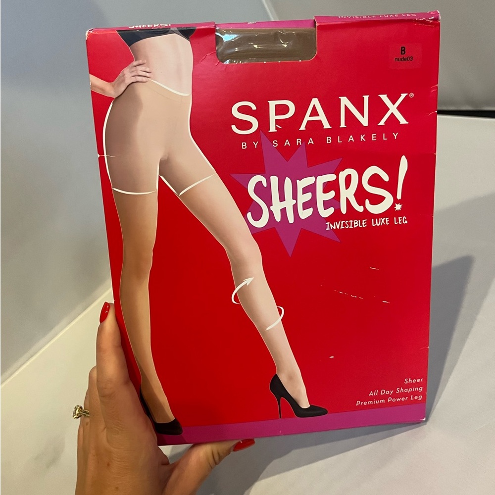 SPANX Sheer Pantyhose in Nude